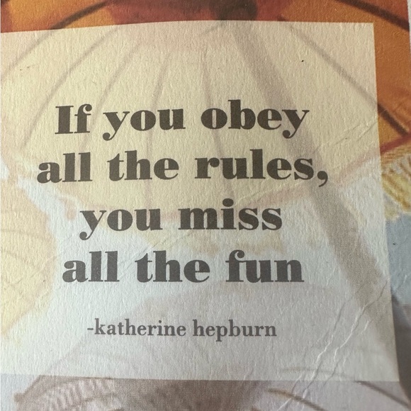 Meet your Posher, Sara - Picture 2 of 4